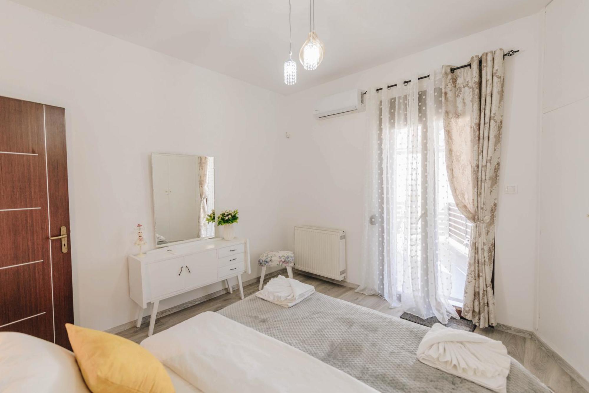 Sunrise Guesthouse Αγριά Εξωτερικό φωτογραφία